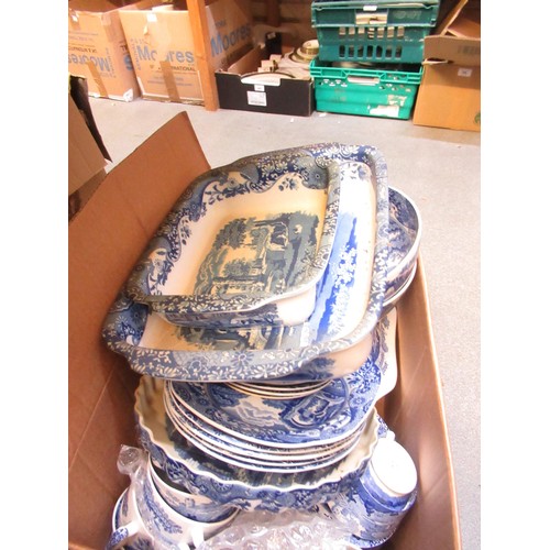 600 - Large quantity of Copeland Spode blue and white transfer printed Italian pattern tableware