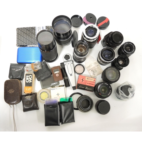 137 - Hoya telephoto lens, and other miscellaneous 35mm lenses