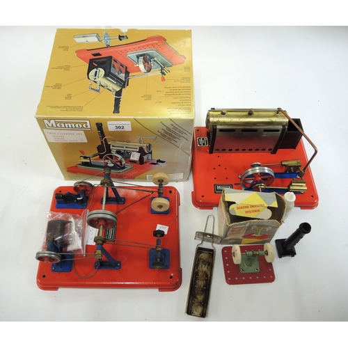 302 - Mamod steam engine SP4 in original box with Mamod unboxed polishing station