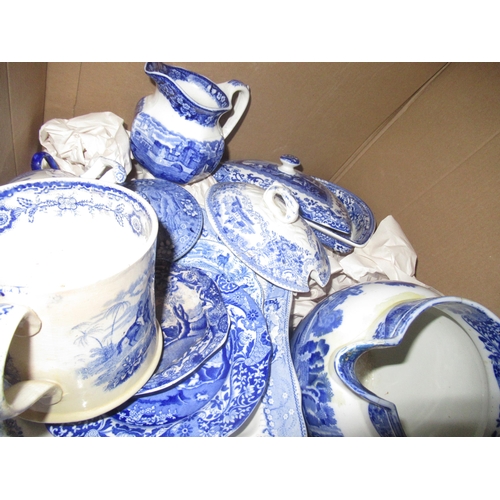 482 - Large quantity of 19th and 20th Century blue and white transfer printed pottery