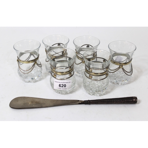 620 - Silver handled shoe horn, together with a set of six glass beakers with silver plated mounts