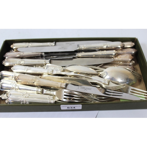 634 - Set of nine Sheffield silver dessert forks, with a pair of matching table spoons, 24oz t, together w... 