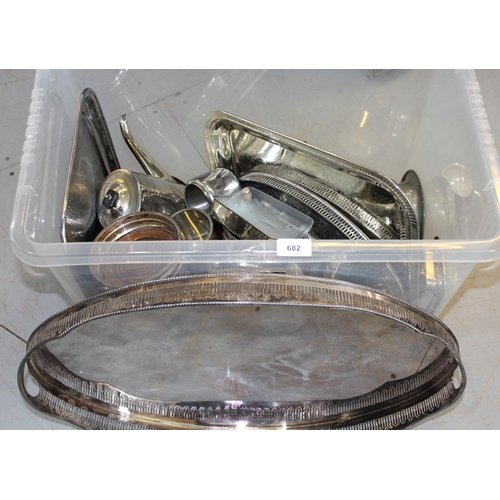 682 - Large oval silver plated galleried tray, together with a quantity of silver plated items