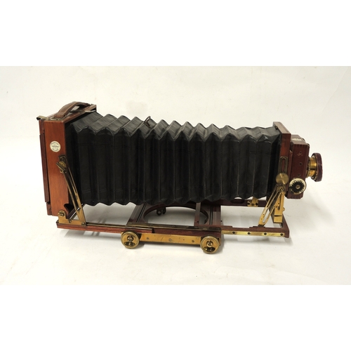 338 - Thornton Pickard imperial triple extension plate camera