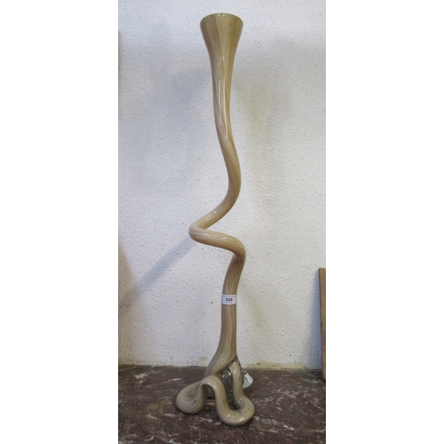 Lot 529       