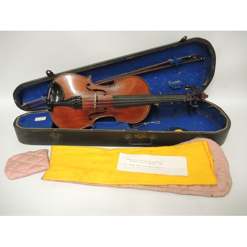 119 - Beare & Fils à Londres, late 19th Century violin (14