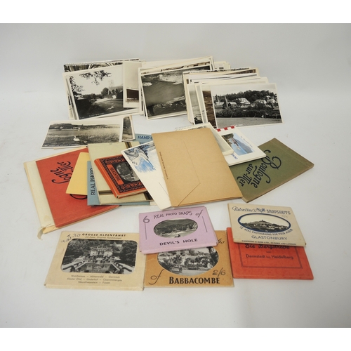 132 - Quantity of various loose postcards