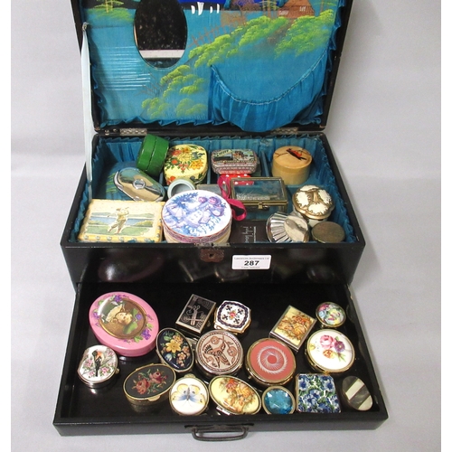 287 - Japanese lacquer work box containing a quantity of miscellaneous trinket boxes