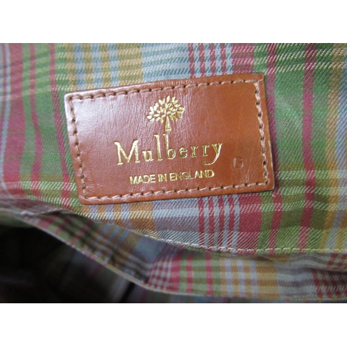 64 - Mulberry, medium clipper holdall in Scotchgrain with leather trim (with padlock - no key)