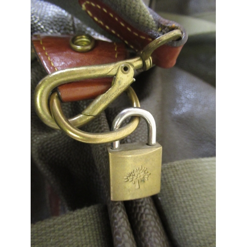 64 - Mulberry, medium clipper holdall in Scotchgrain with leather trim (with padlock - no key)