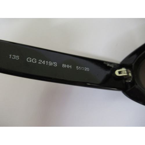 68 - Pair of ladies Gucci sunglasses in case, together with a other various sunglasses, cases and a pair ... 