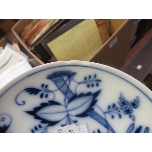 492 - 19th Century oval Meissen Onion pattern meat dish (second), together with a Herend porcelain egg sha... 