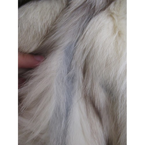 100 - Ladies silver fox fur jacket, size 12