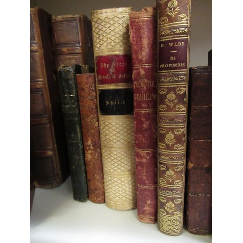 466 - Quantity of miscellaneous leather bound books