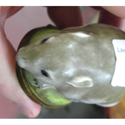 475 - 19th Century Continental porcelain and enamel snuff or sweetmeat box in the form of a mouse or rat, ... 