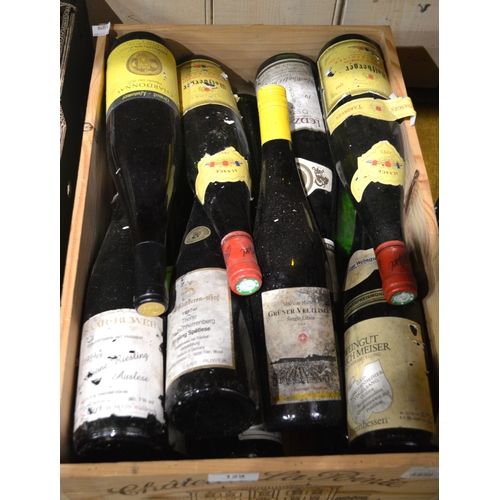 129 - Wooden case containing a quantity of various German table wines