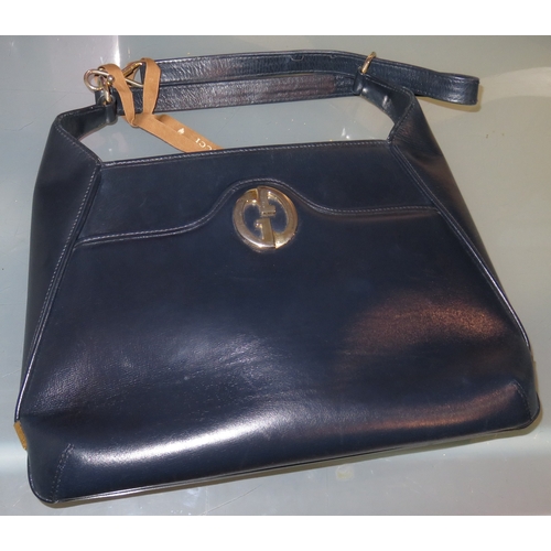 Lot 204       