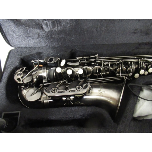305 - Modern Sakkusu alto saxophone, in a fitted case