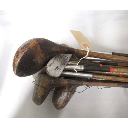 321 - Small quantity of hickory shafted and steel shafted golf clubs