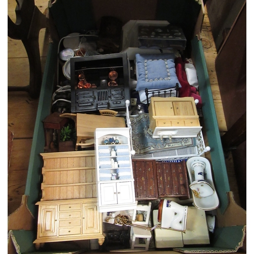 448 - Large modern dolls house in Georgian style with a quantity of various furnishings and lighting