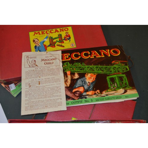 660 - Boxed set Meccano No. 2, together with two other part sets No. 1 and No. 2