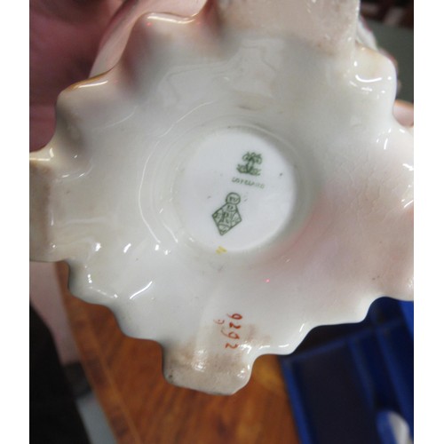 897 - Copeland 19th Century / early 20th Century gilt floral and blue banded tea and part dinner service