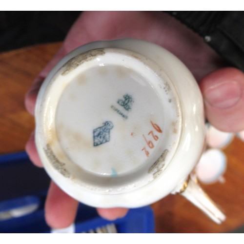 897 - Copeland 19th Century / early 20th Century gilt floral and blue banded tea and part dinner service