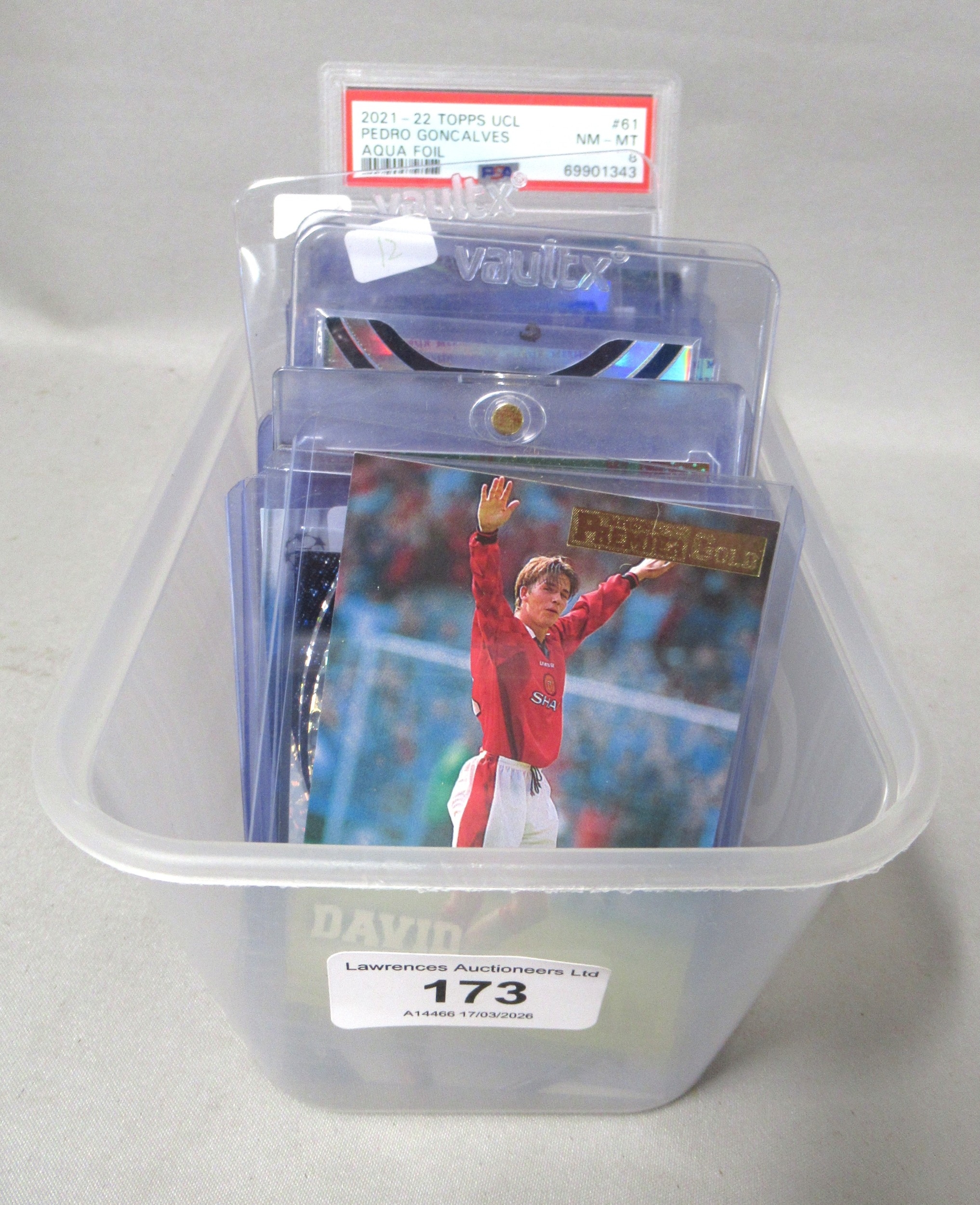 Quantity of mainly TOPPS football cards, including numbered ...