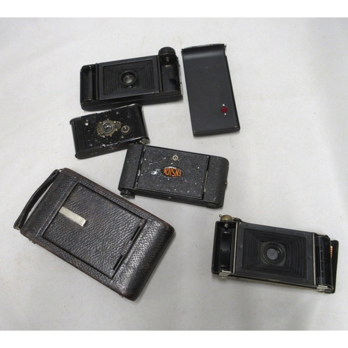 308 - Quantity of various bellows cameras