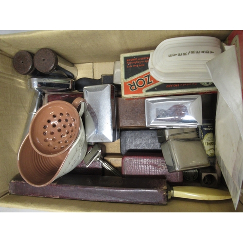 313 - Large quantity of shaving related items, including razors, shaving mugs etc