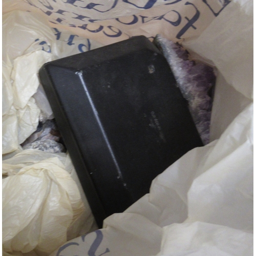 347 - Large collection of mineral and gemstone specimens, including emerald, amethyst and various quartz (... 