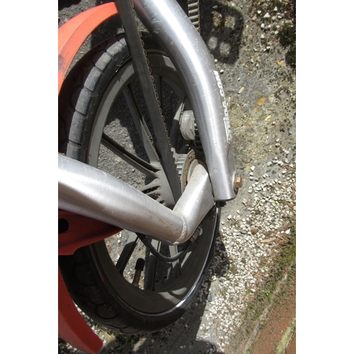 86 - Strida folding belt driven bicycle, designed by Mark Sanders