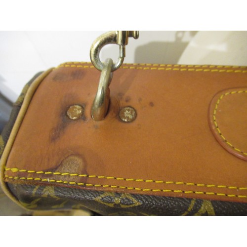 46 - Vintage Louis Vuitton garment carrier bag crafted from the brand's signature monogram canvas with le... 