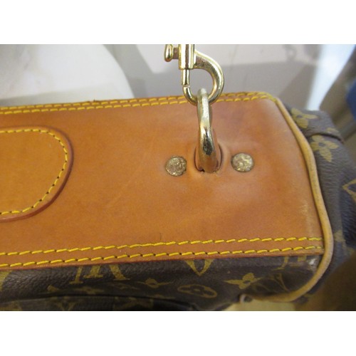 46 - Vintage Louis Vuitton garment carrier bag crafted from the brand's signature monogram canvas with le... 