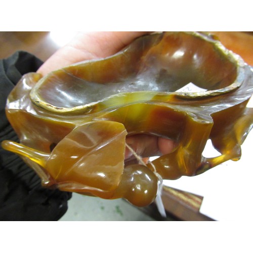 81 - Chinese carved quartz vase, together with a carved agate fruit form dish (minus cover)