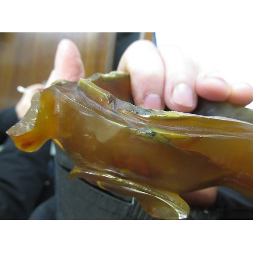 81 - Chinese carved quartz vase, together with a carved agate fruit form dish (minus cover)