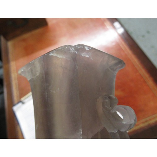 81 - Chinese carved quartz vase, together with a carved agate fruit form dish (minus cover)