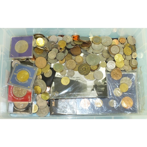 114 - A Queen Victoria 1841 penny, a collection of pre-1947 silver coinage and later British and World coi... 