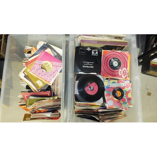 129 - A quantity of ex-jukebox 45RPM single records.