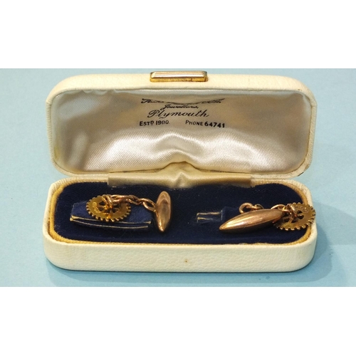 306 - A pair of 9ct gold Rotary International cufflinks, boxed, 5.9g.