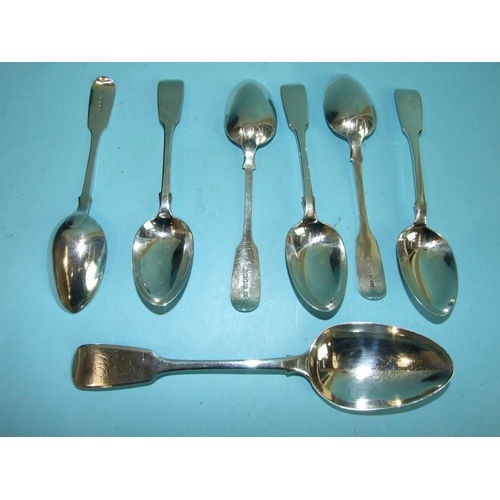 48 - A set of six Victorian fiddle pattern dessert spoons, London 1864 and an Exeter tablespoon, 1843, by... 