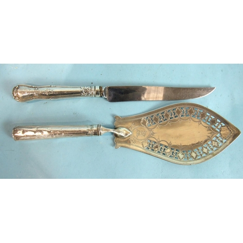 79 - A George III fish slice by Peter & Ann Bateman, with pierced and engraved decoration, London 1795 an... 