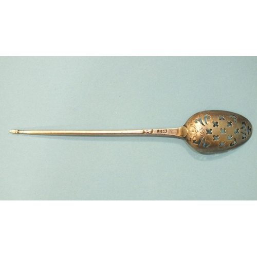 86 - A Georgian silver mote spoon with crosslet and scroll piercing, maker ME, length 13.5cm, 9.3g.