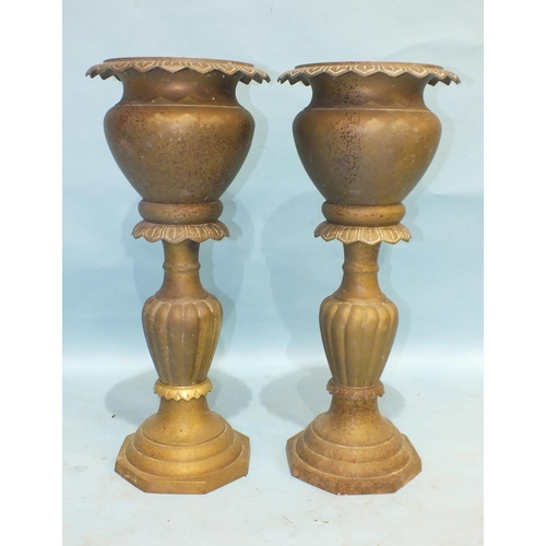 850 - A pair of early-20th century brass jardinière stands, 70cm high, 30cm diameter, (2).