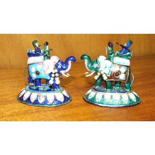 186 - A modern Indian white metal and enamelled chess set in fitted box (some enamel flaking).