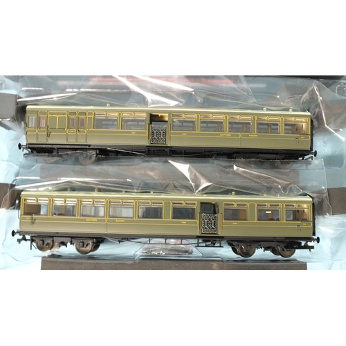 240 - Kernow OO gauge, K1001 LSWR Gate Stock twin-pack, boxed with accessories.