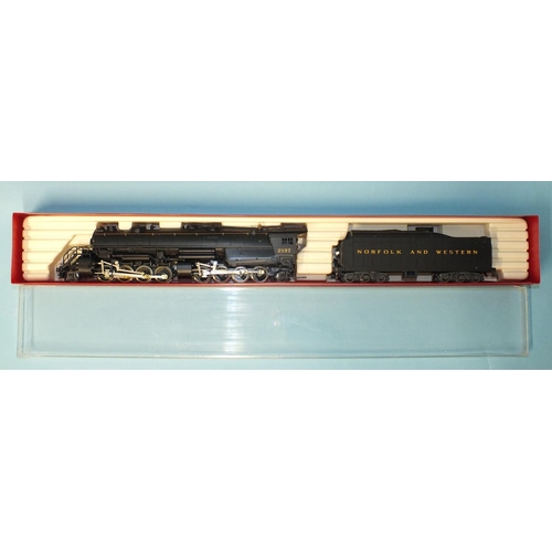 268 - Rivarossi HO gauge, 1238 American outline Class Y6b (Mallet) 2-8-8-2 Norfolk & Western locomotiv... 