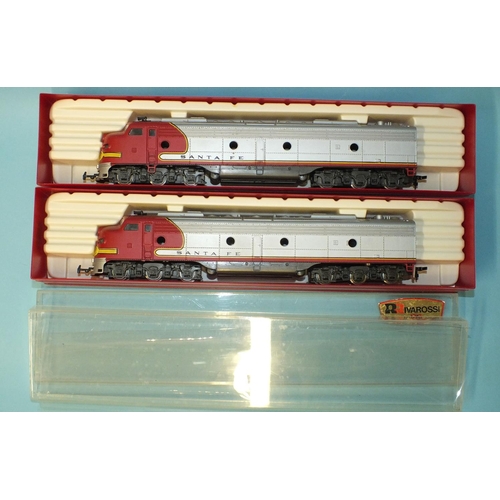 271 - Rivarossi HO gauge, 1801 American outline Class E8 Co-Co diesel power car and dummy power car, 