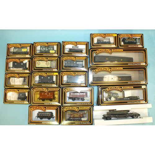 307 - Mainline OO gauge, a quantity of boxed wagons, some packing missing, (one unboxed), (20).... 