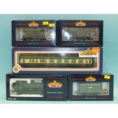 317 - Bachmann OO gauge, 32-200 GWR 0-6-0 Pannier tank locomotive, a GWR coach and three wagons, (all boxe... 